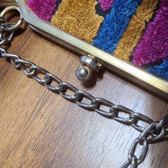 1960s tapestry purse - Picture 3 of 8